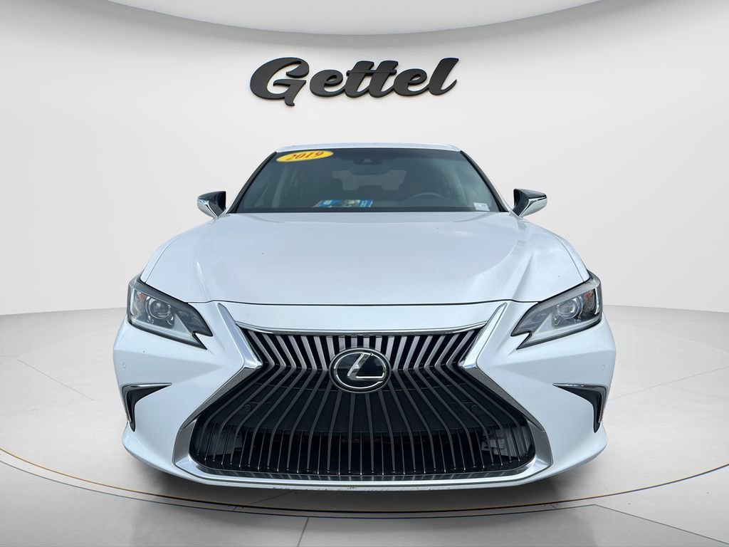 Used 2019 Lexus ES 350 w/ Premium Package FWD image 2