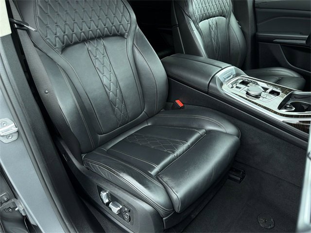 Used 2023 BMW X7 xDrive40i image 37