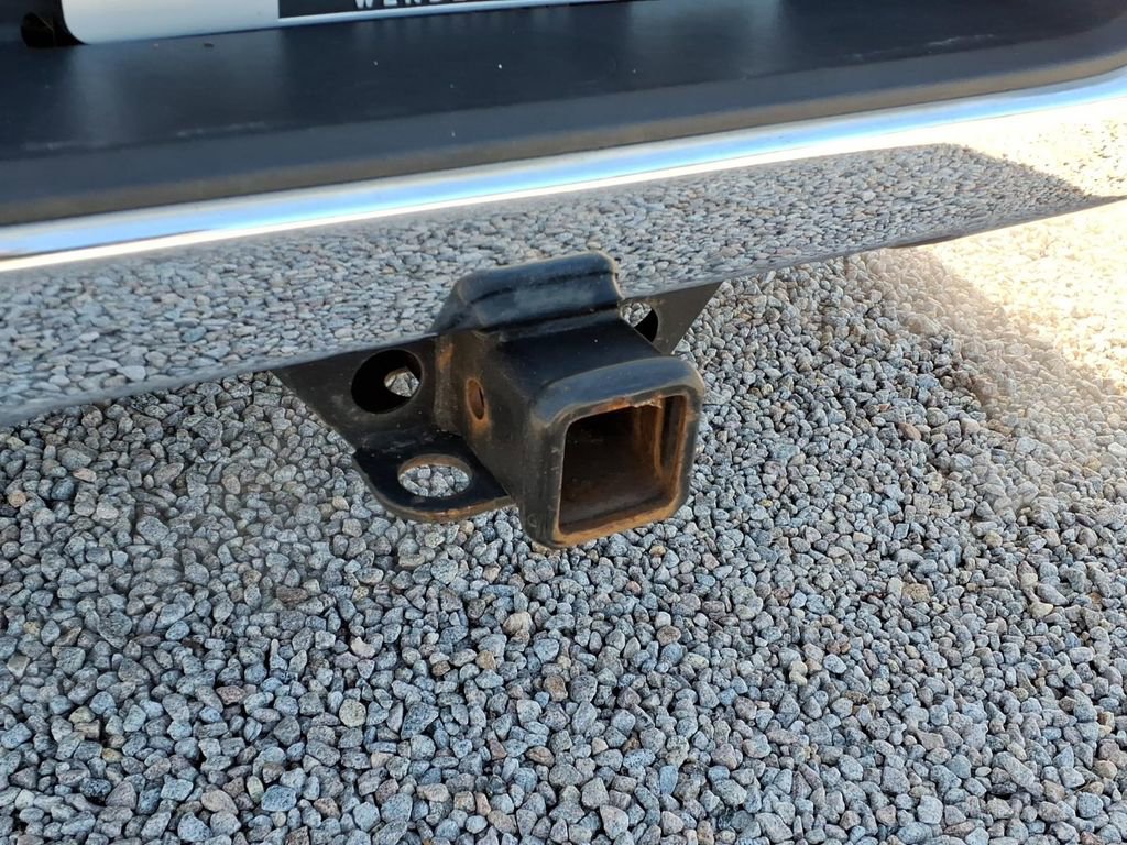 Used 2022 Chevrolet Silverado 1500 LT image 8