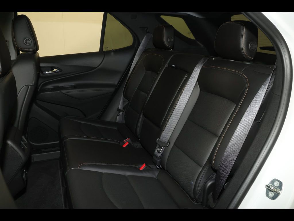 Used 2018 Chevrolet Equinox Premier image 18