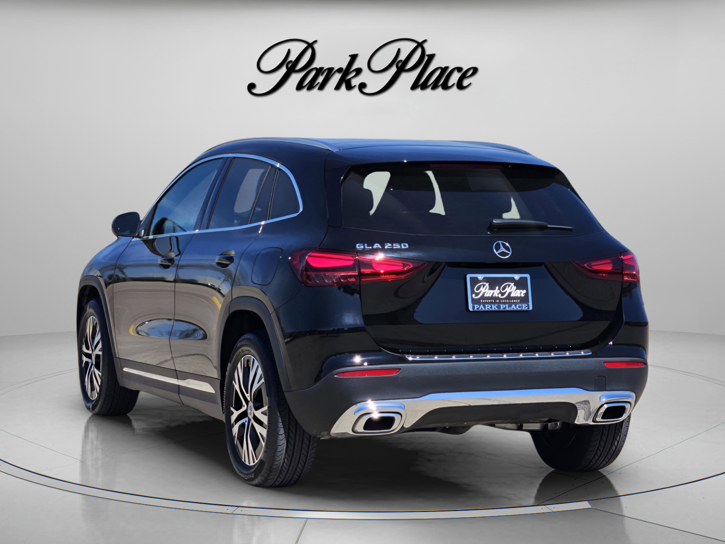 Used 2026 Mercedes-Benz GLA 250 image 3