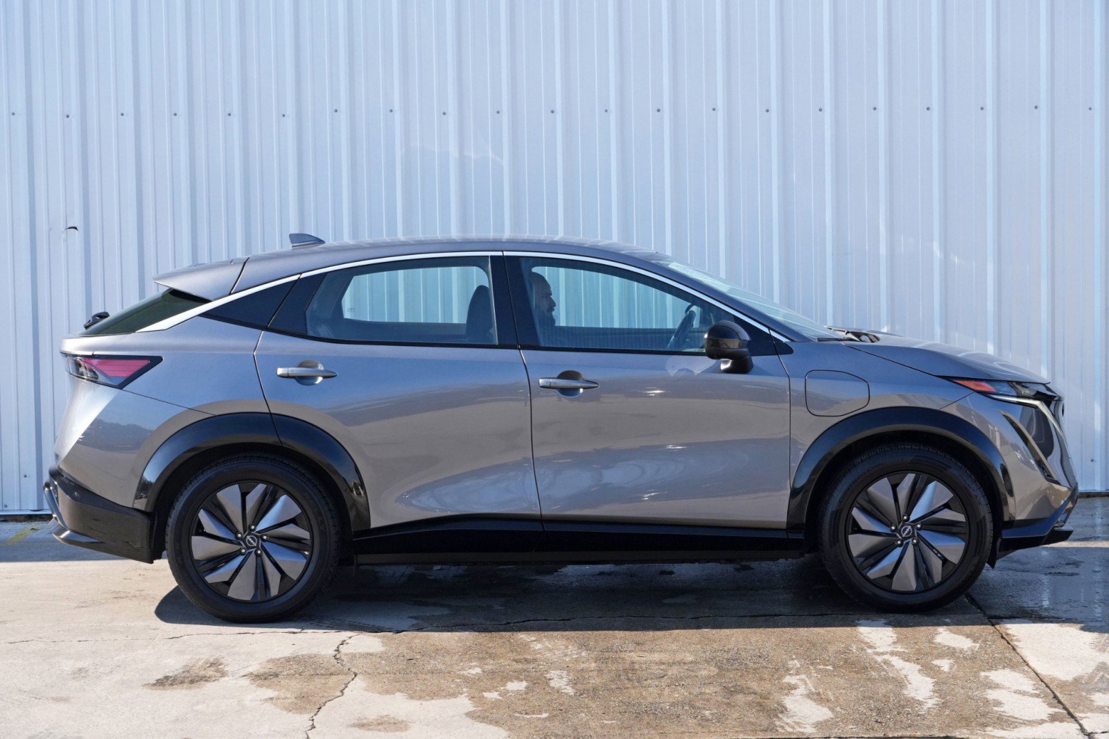 Used 2023 Nissan Ariya Engage image 48