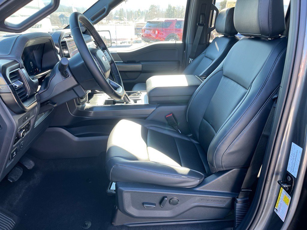 New 2025 Ford F150 Lariat w/ Equipment Group 501A Mid image 17