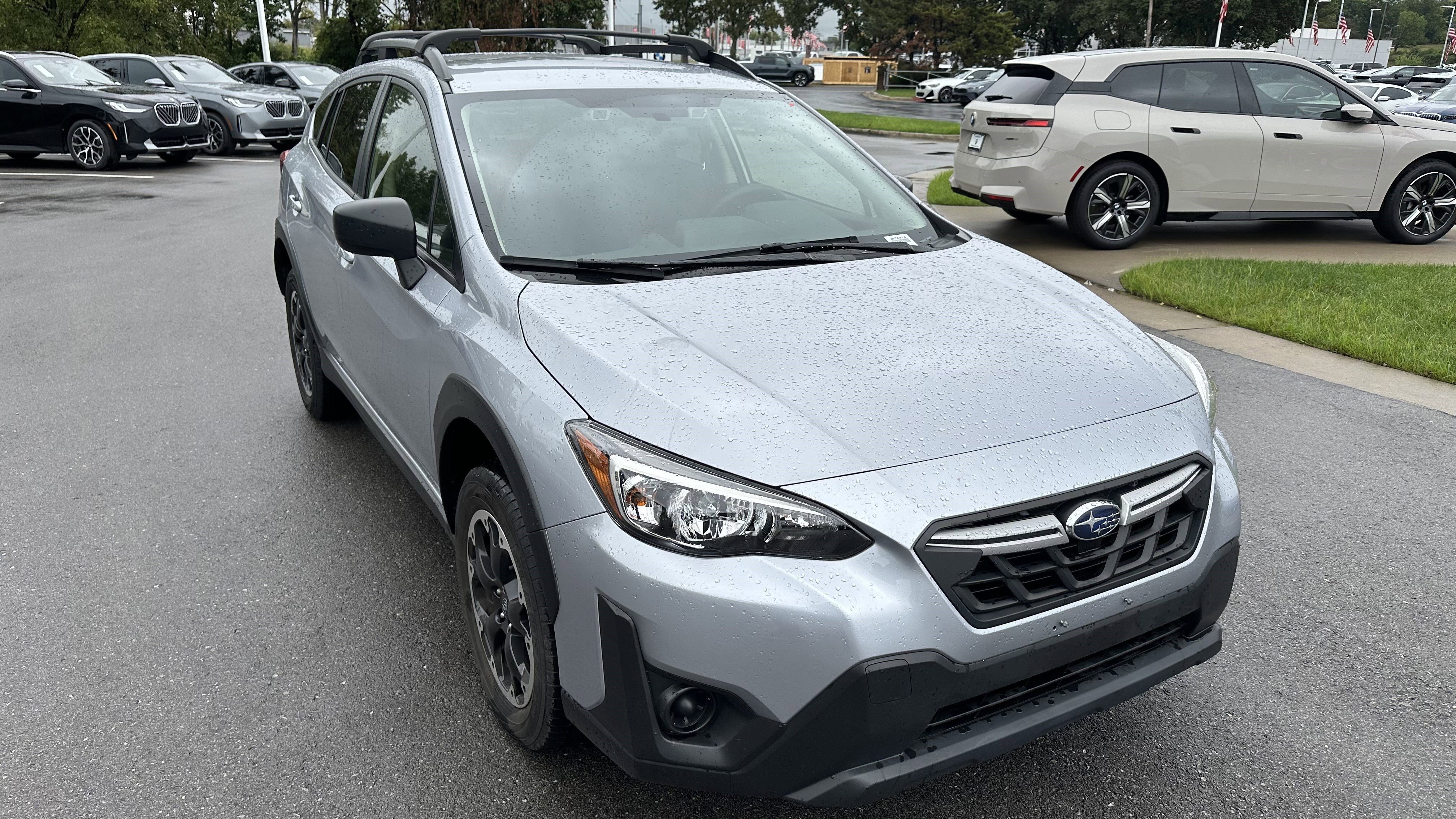 Used 2023 Subaru Crosstrek 2.0i image 2