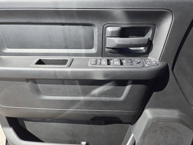 Used 2024 RAM 2500 Tradesman w/ Chrome Appearance Group image 24