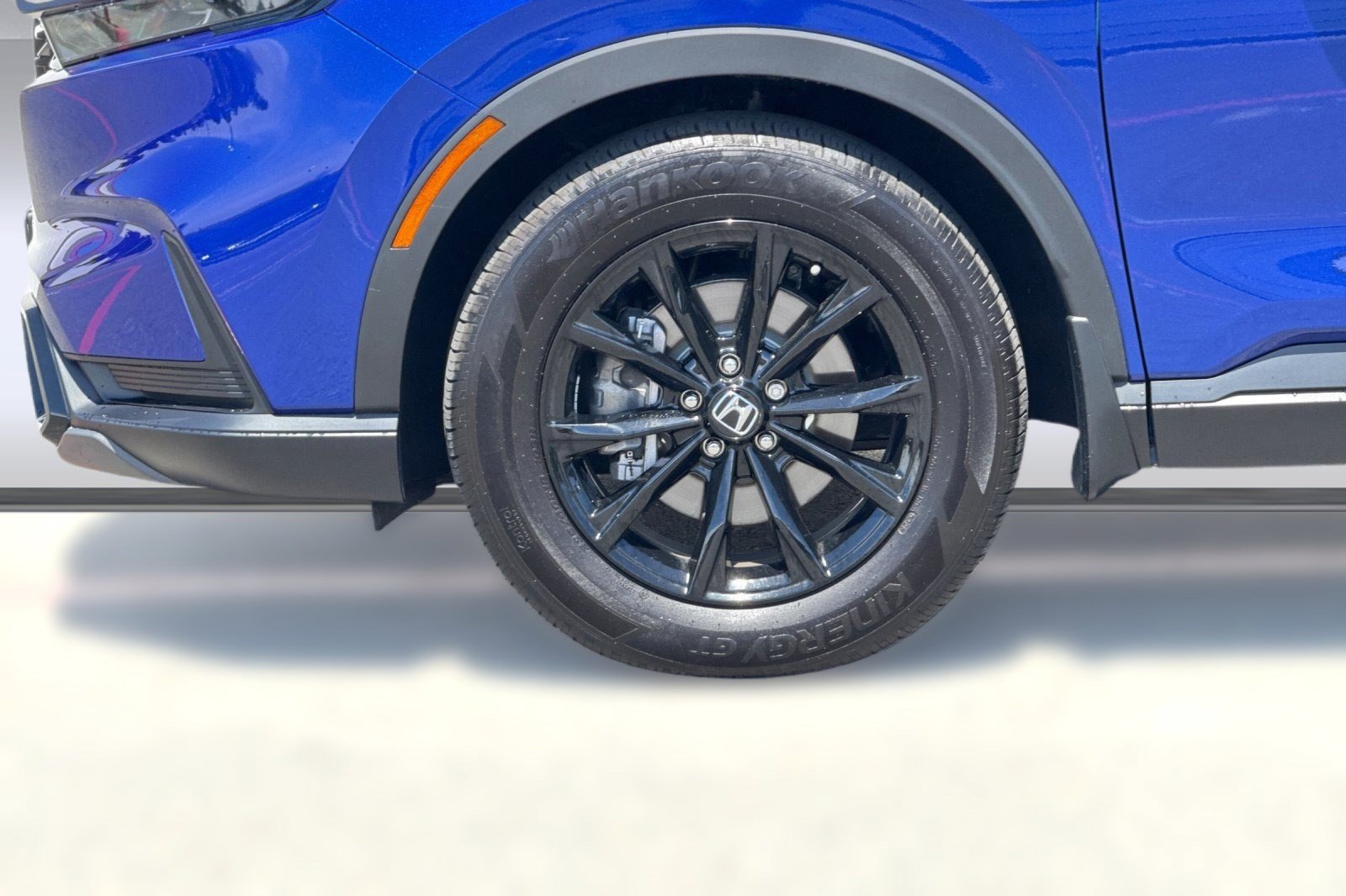 Certified 2025 Honda CR-V Sport image 11