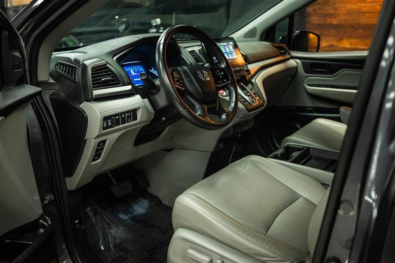 Used 2018 Honda Odyssey EX-L image 9