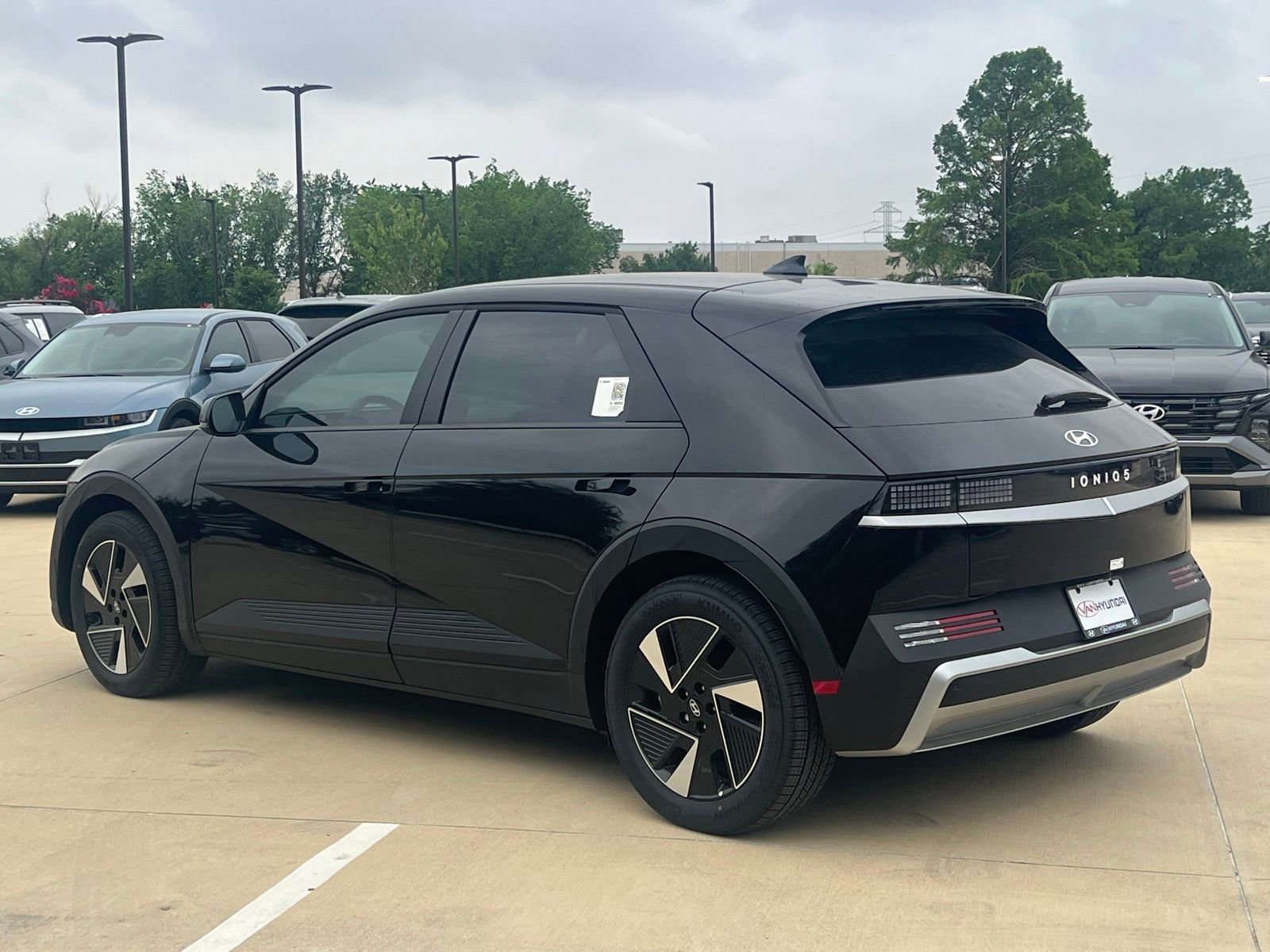 New 2026 Hyundai Ioniq 5 SEL RWD image 9