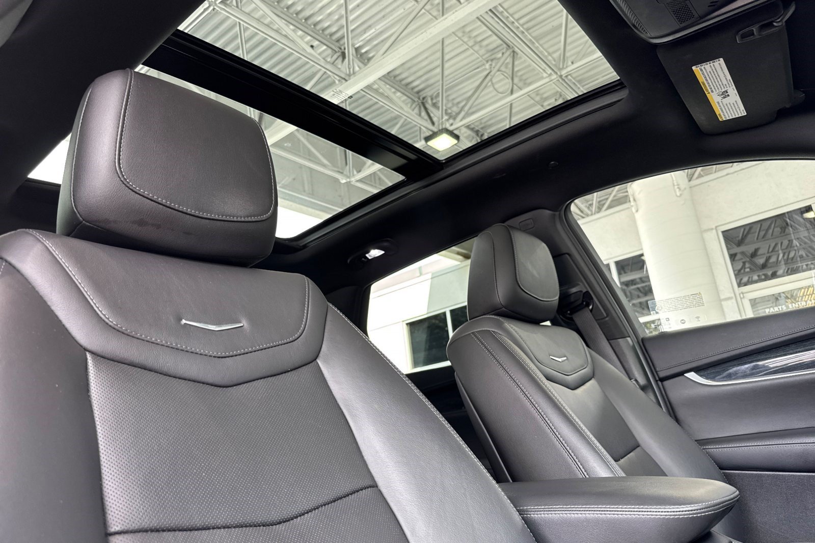 Used 2020 Cadillac XT5 Premium Luxury FWD image 21