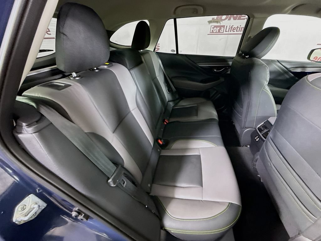 Certified 2024 Subaru Outback Onyx Edition AWD/4WD image 32