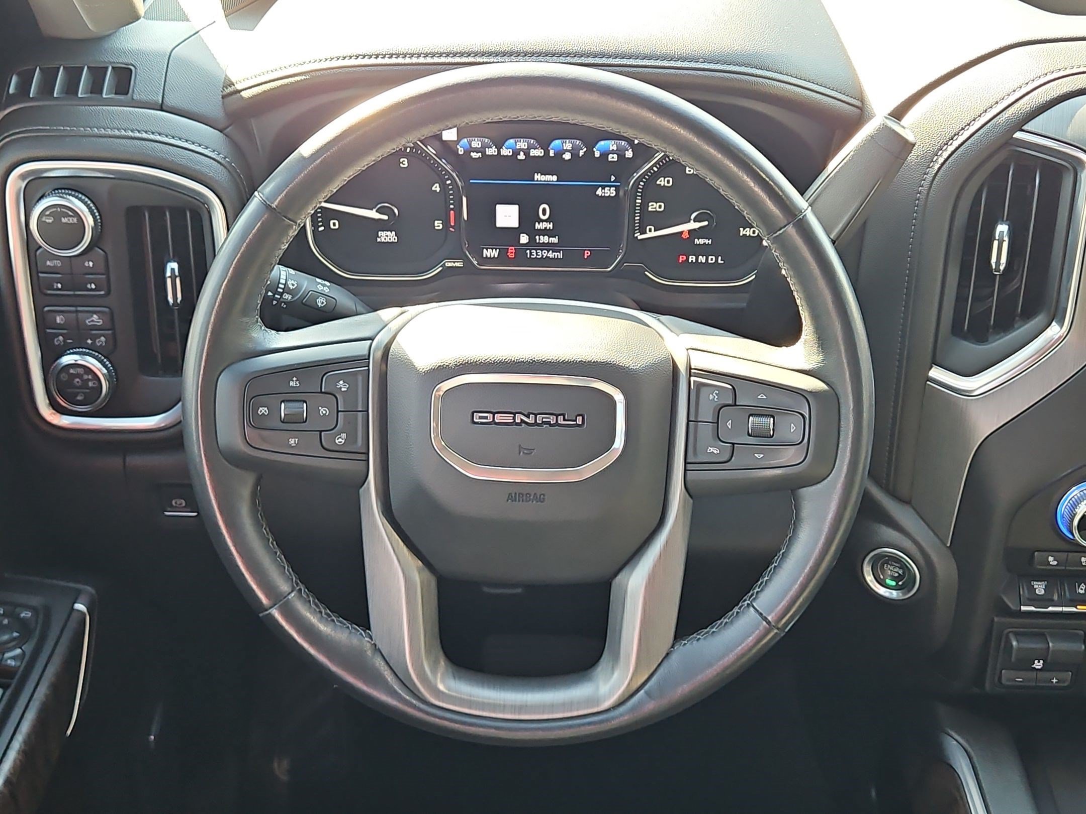 Certified 2022 GMC Sierra 3500 Denali w/ Denali Ultimate Package AWD/4WD image 16