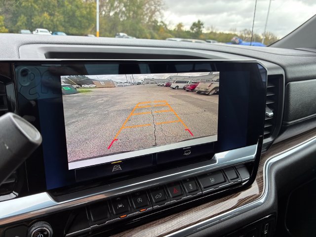 Used 2024 Chevrolet Silverado 1500 LT AWD/4WD image 29