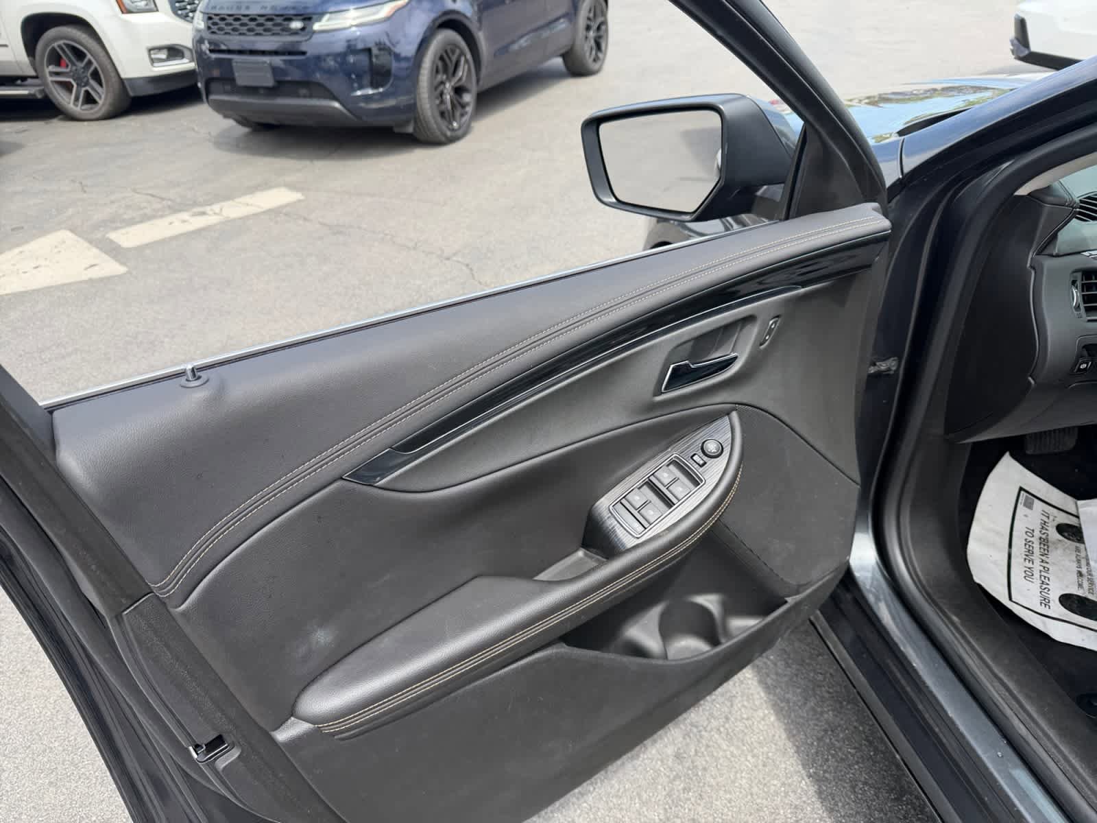 Used 2019 Chevrolet Impala LT w/ LT Convenience Package FWD image 11