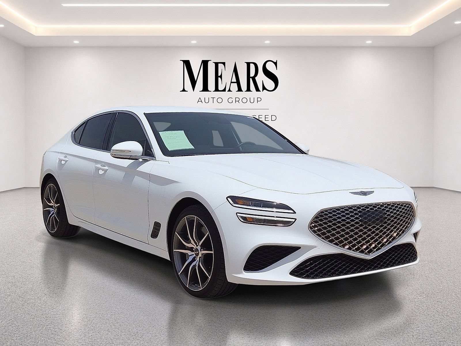 Used 2025 Genesis G70 2.5T RWD image 7