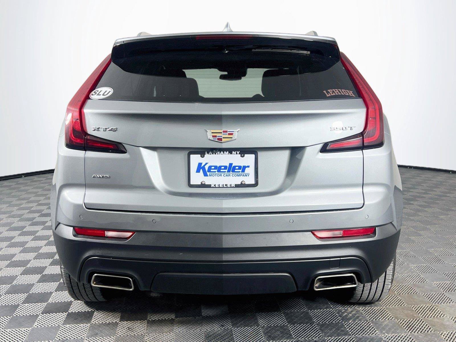 Used 2023 Cadillac XT4 Luxury w/ Cold Weather Package AWD/4WD image 5
