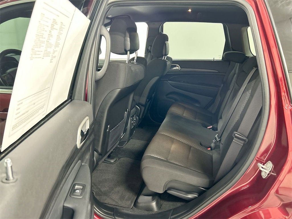 Certified 2021 Jeep Grand Cherokee Laredo image 19