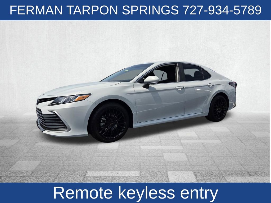 Used 2024 Toyota Camry LE image 6