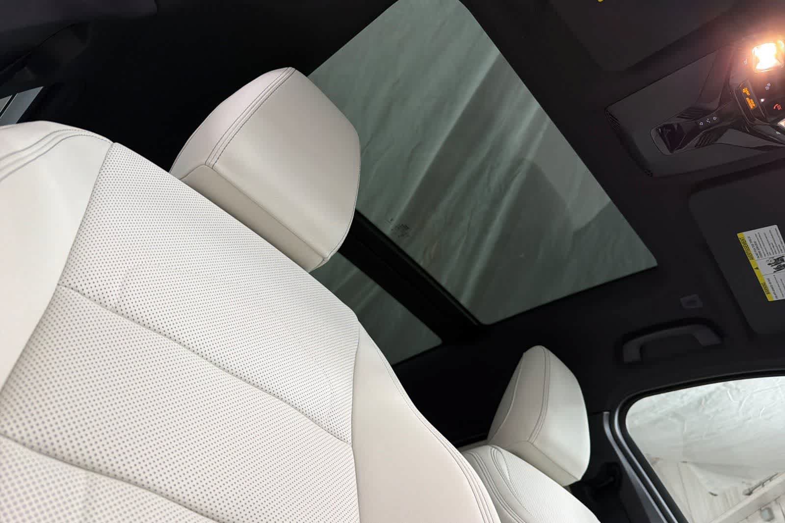 New 2026 BMW X1 xDrive28i w/ Technology Package AWD/4WD image 17