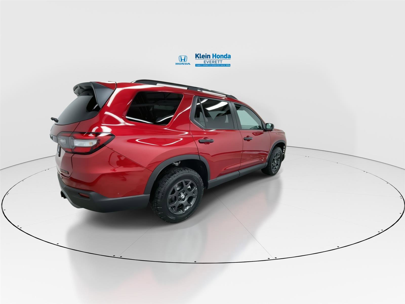 New 2025 Honda Pilot TrailSport image 2