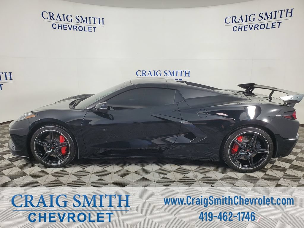 Used 2024 Chevrolet Corvette Stingray Premium Conv w/ Z51 Performance Package RWD image 2