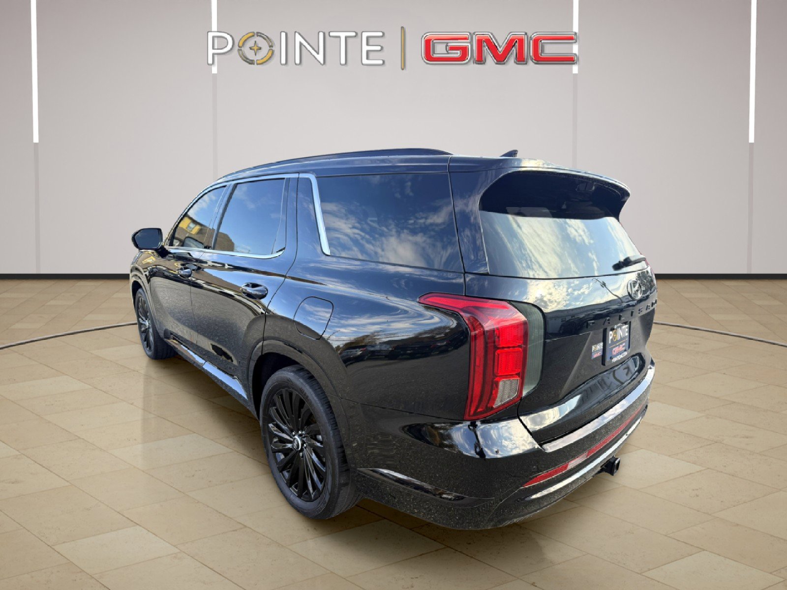 Used 2024 Hyundai Palisade Calligraphy image 7