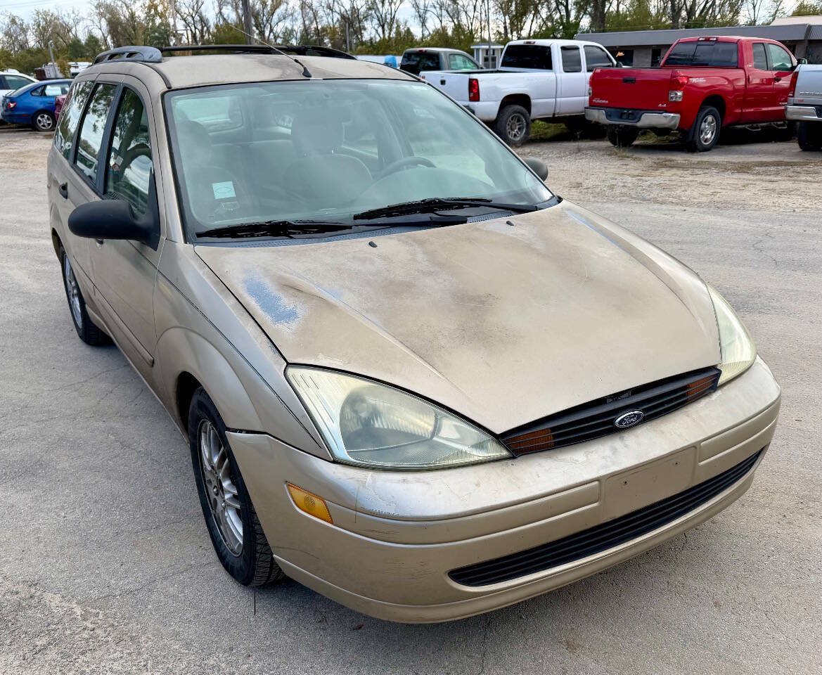 Used 2002 Ford Focus SE FWD image 8