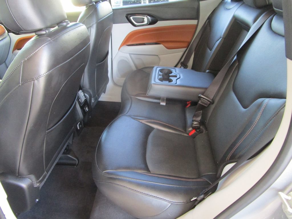 Used 2023 Jeep Compass Limited AWD/4WD image 19