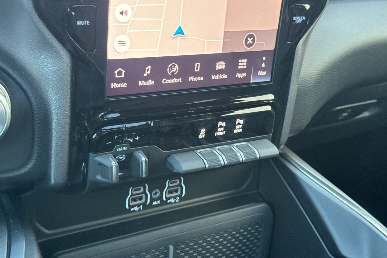 New 2026 RAM 1500 Laramie w/ Night Edition AWD/4WD image 19