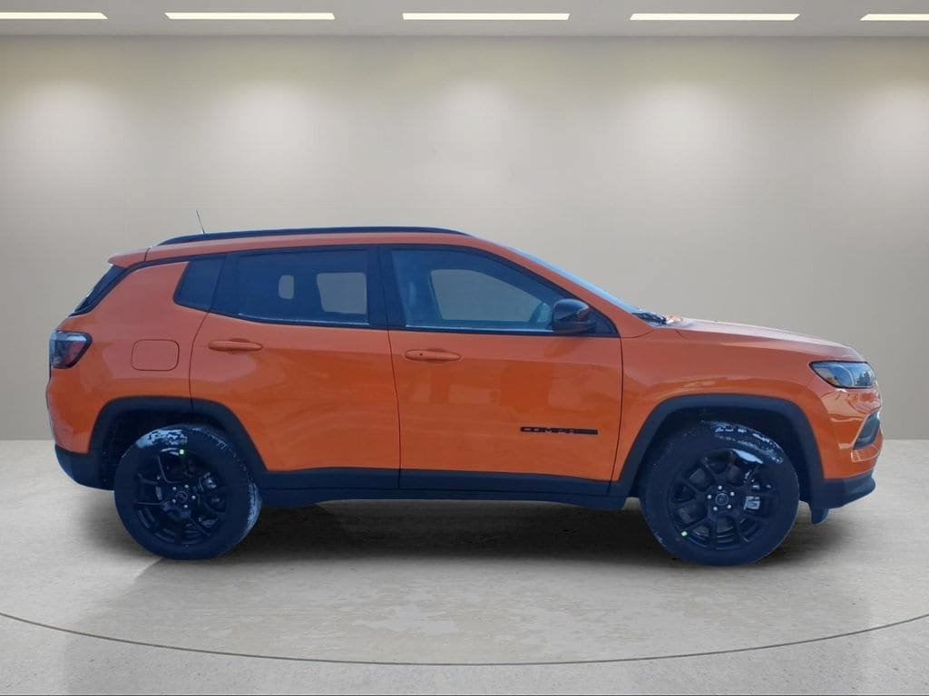 New 2026 Jeep Compass Latitude AWD/4WD image 2