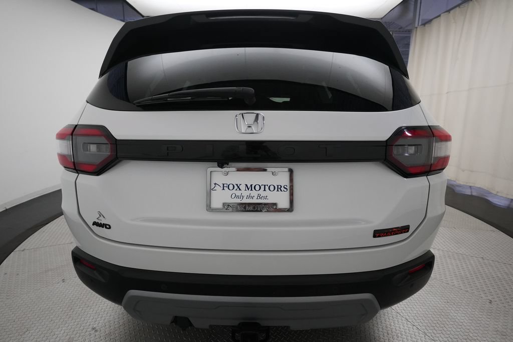 Certified 2025 Honda Pilot TrailSport image 26