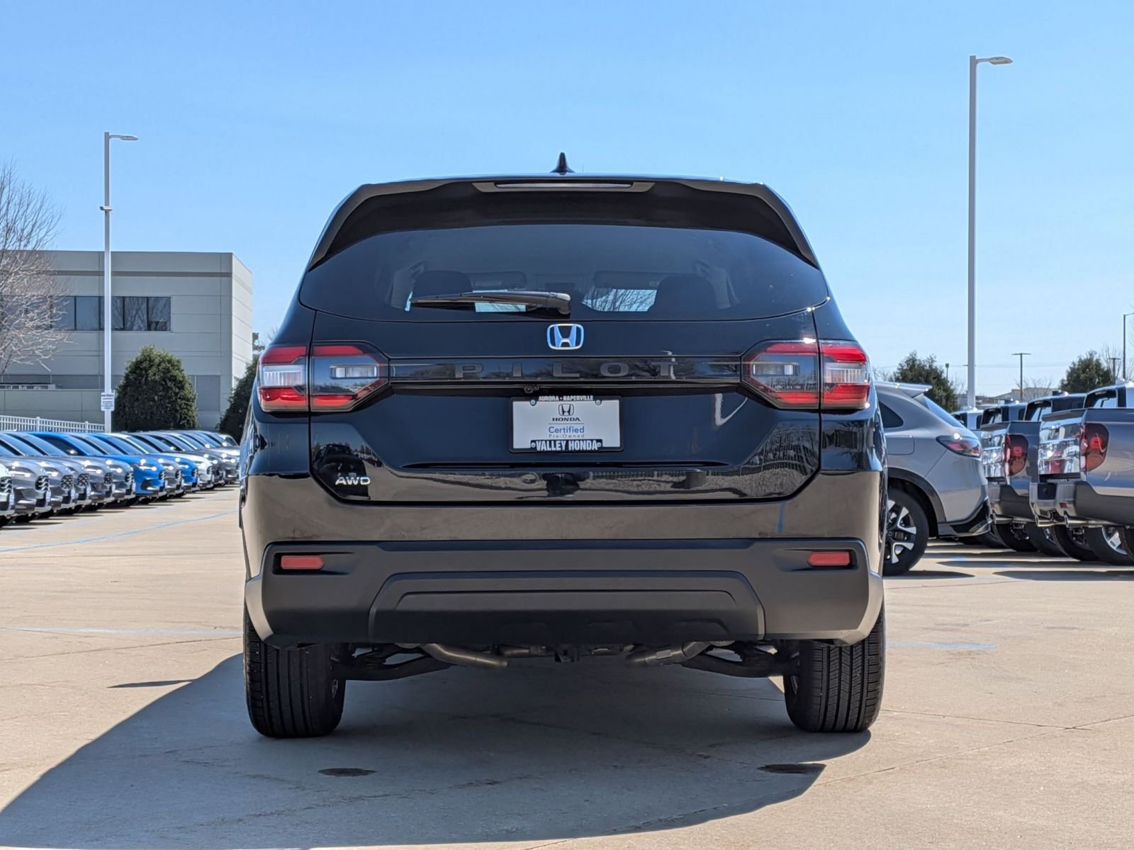 Certified 2023 Honda Pilot LX image 7
