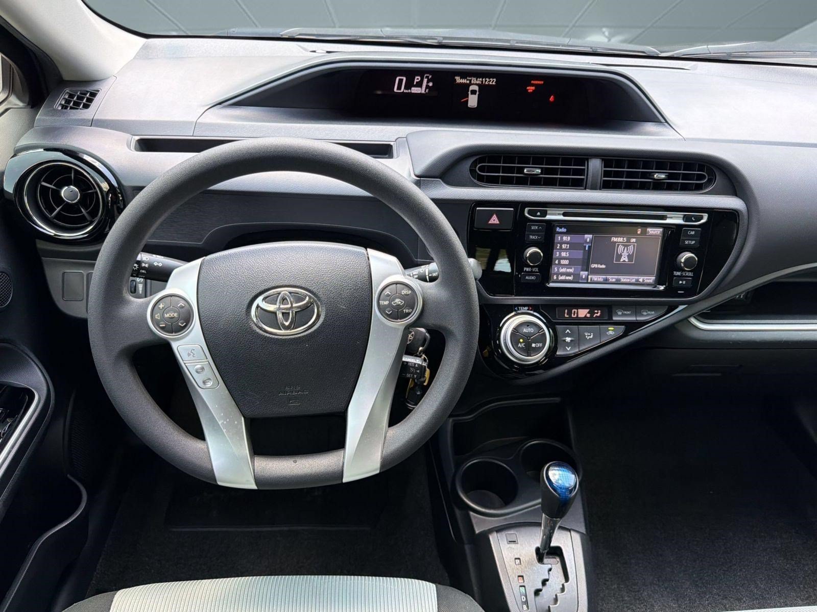 Used 2016 Toyota Prius C Persona Series FWD image 26