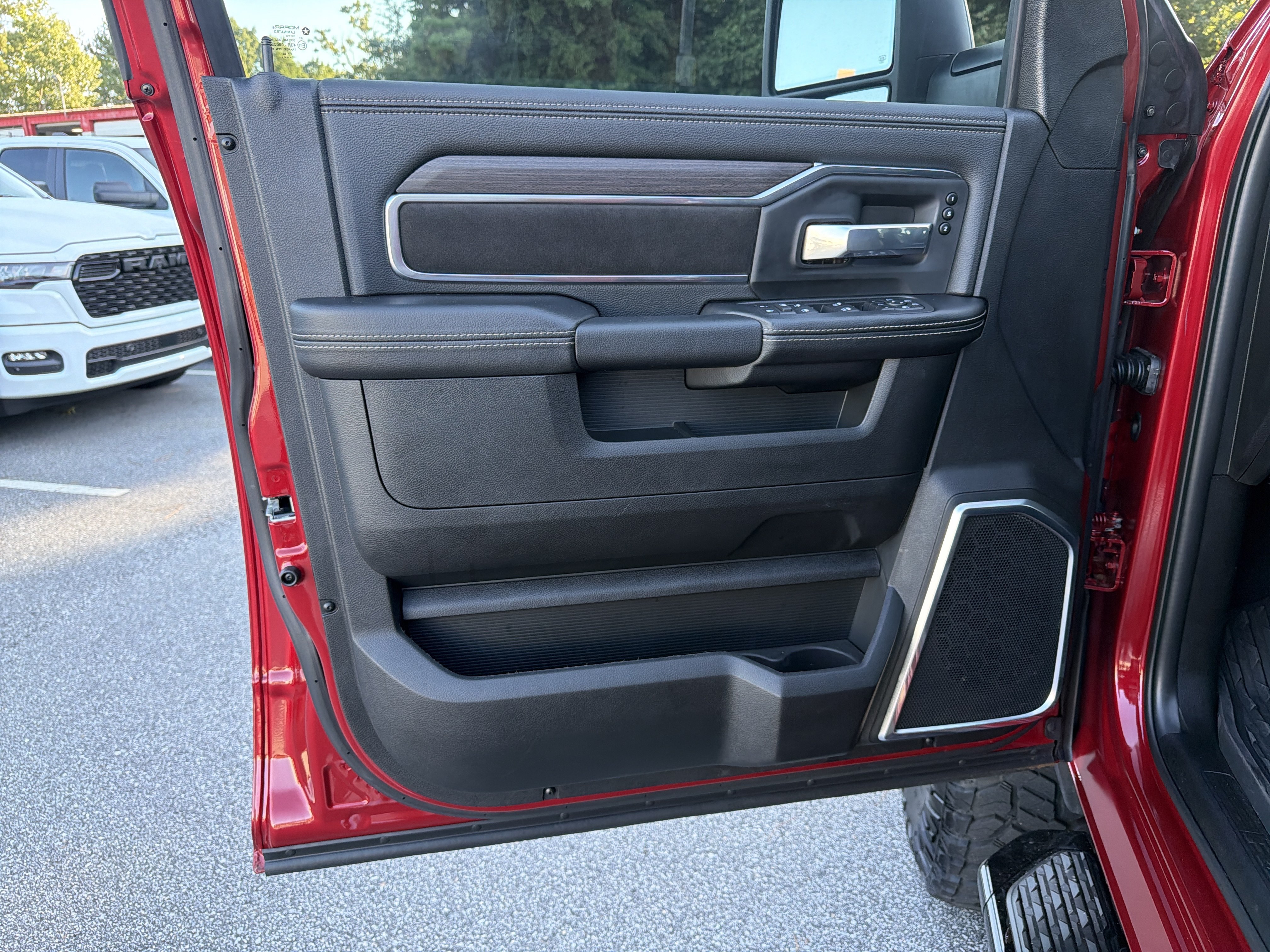 New 2026 RAM 2500 Laramie w/ Night Edition AWD/4WD image 9