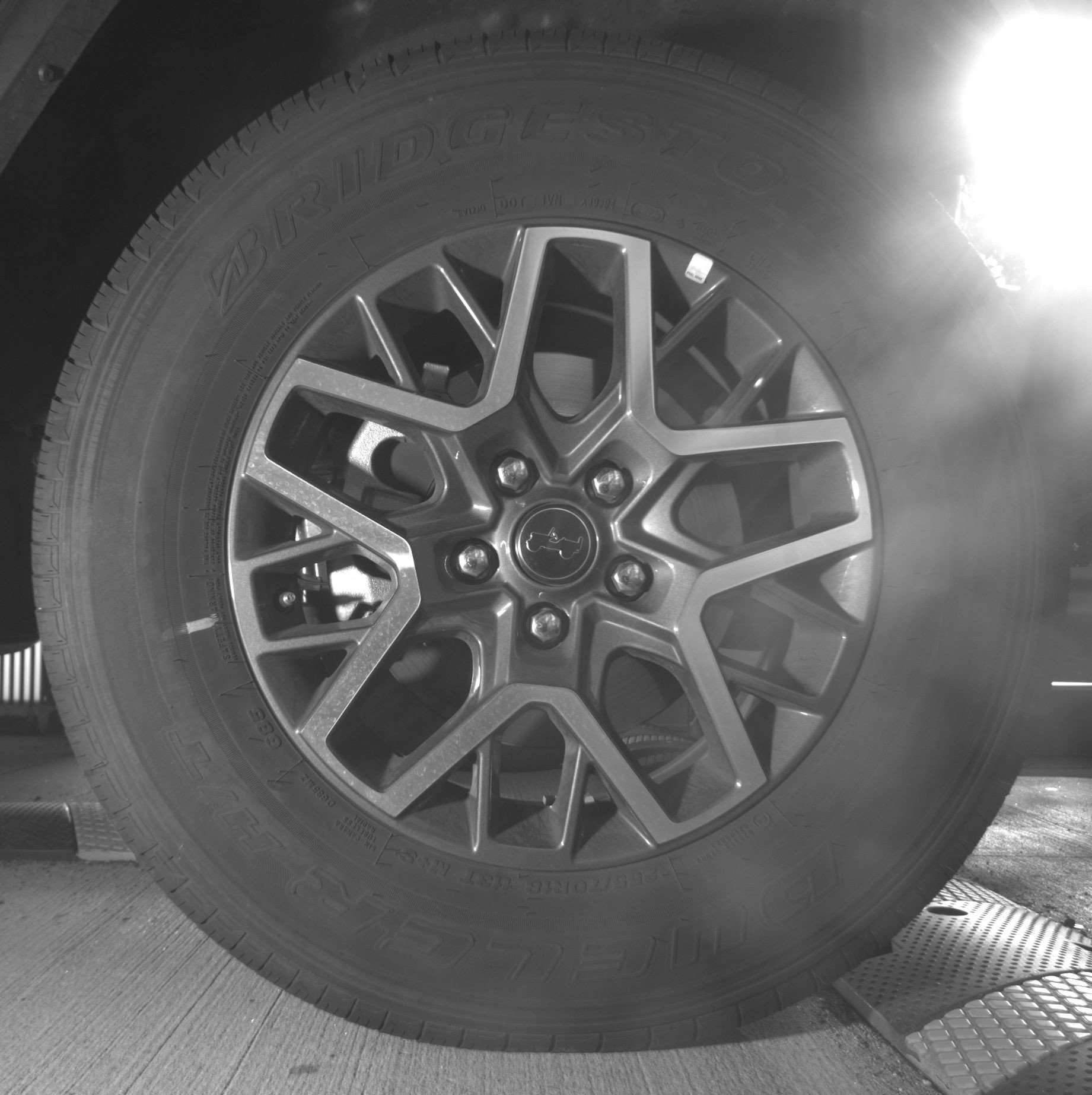 Used 2025 Jeep Wrangler Sahara image 13