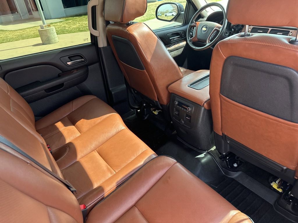 Used 2012 Chevrolet Avalanche LT image 21