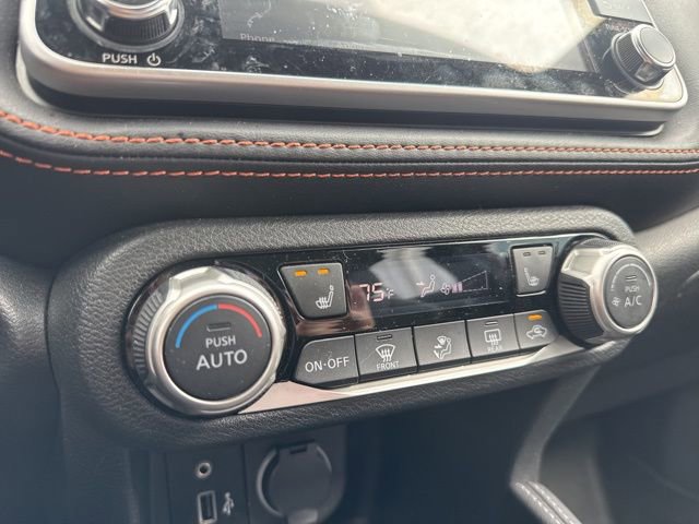 Used 2019 Nissan Kicks SR w/ SR Premium Package image 6