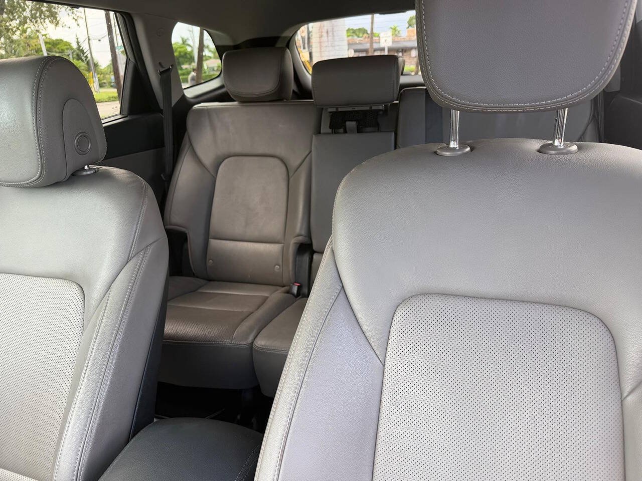 Used 2015 Hyundai Santa Fe GLS w/ Option Group 02 FWD image 15