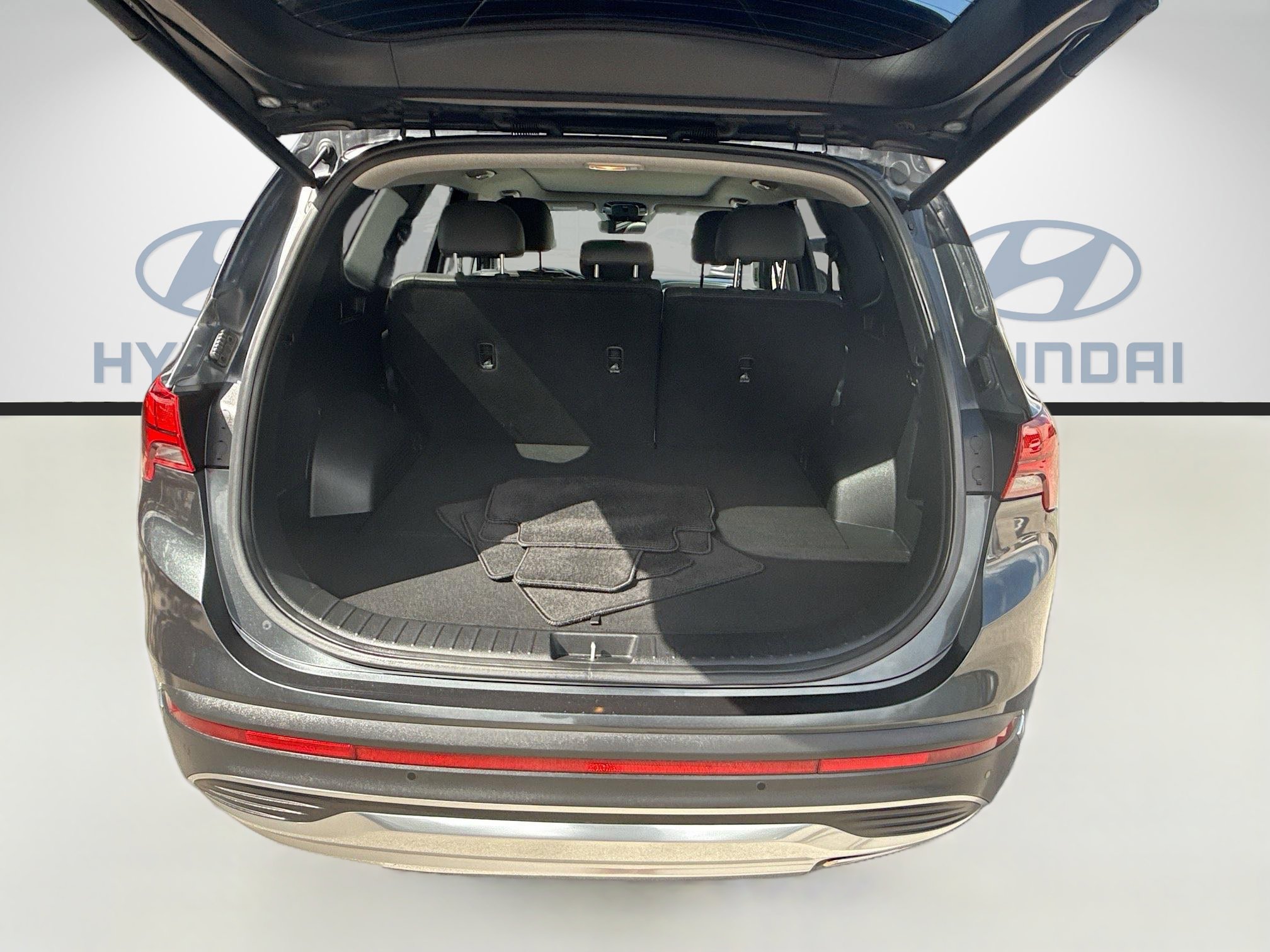Used 2022 Hyundai Santa Fe Limited FWD image 24