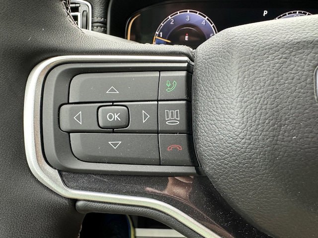 New 2024 Jeep Wagoneer L 4WD w/ Rear Seat Video Group 1 image 14