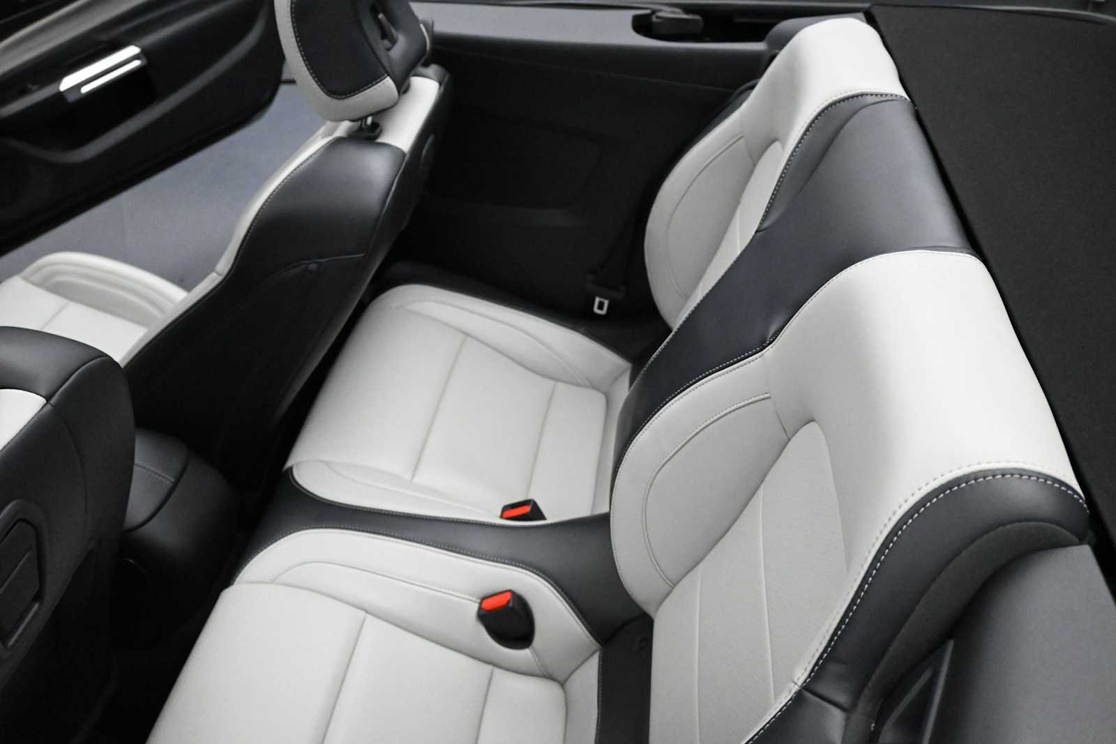 Used 2025 Ford Mustang Premium RWD image 13
