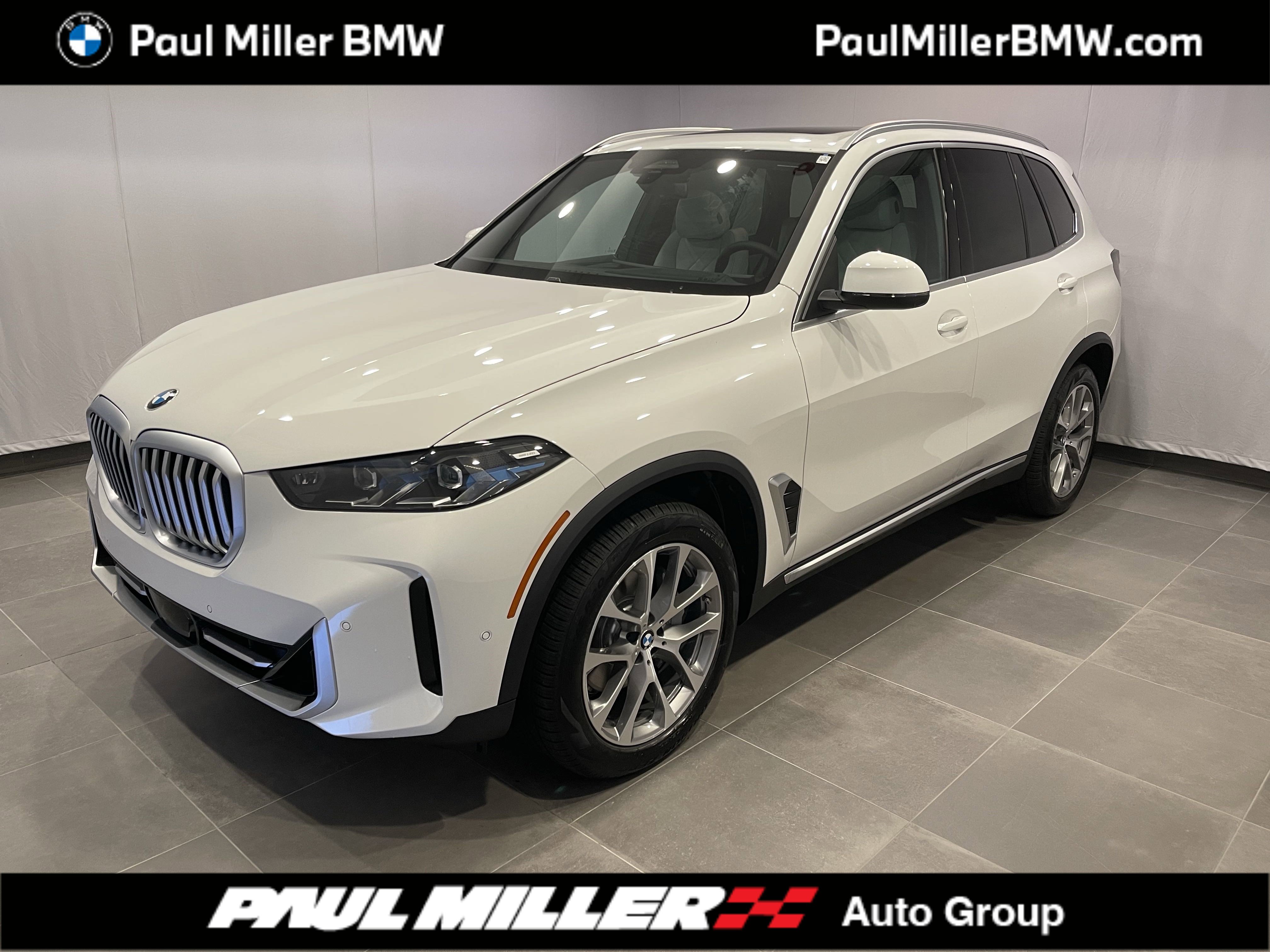 New 2026 BMW X5 xDrive40i w/ Premium Package AWD/4WD image 1