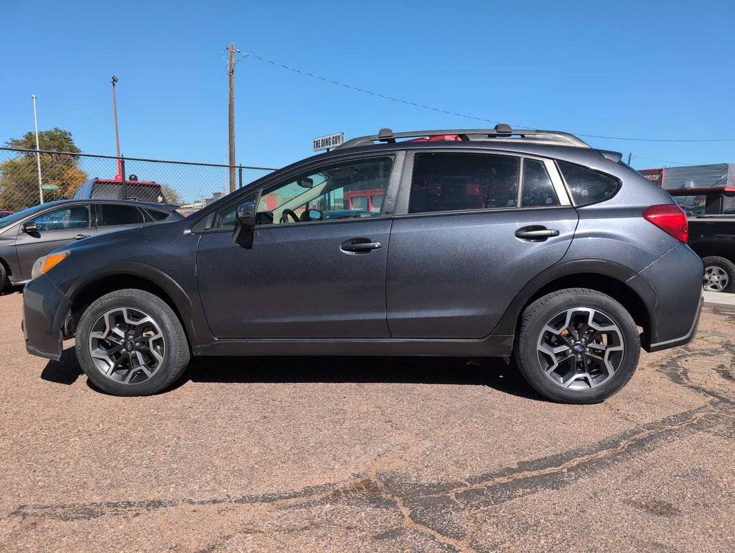 Used 2017 Subaru Crosstrek 2.0i Limited AWD/4WD image 4