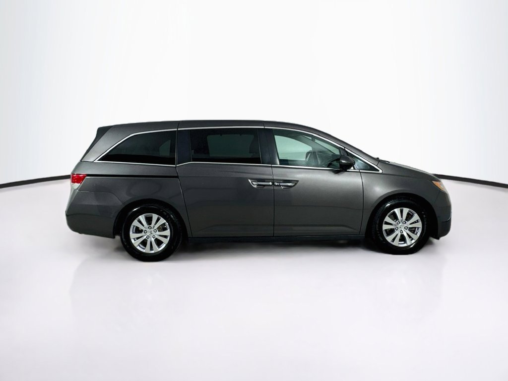Used 2016 Honda Odyssey SE image 8