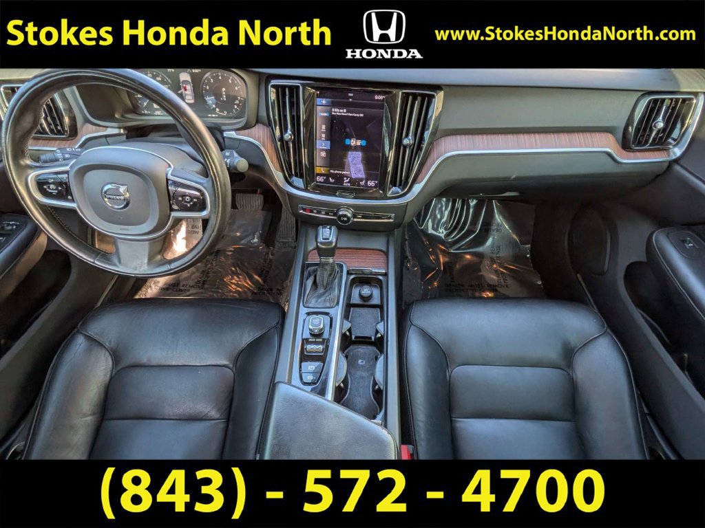 Used 2021 Volvo S60 T5 Momentum w/ Premium Package FWD image 14