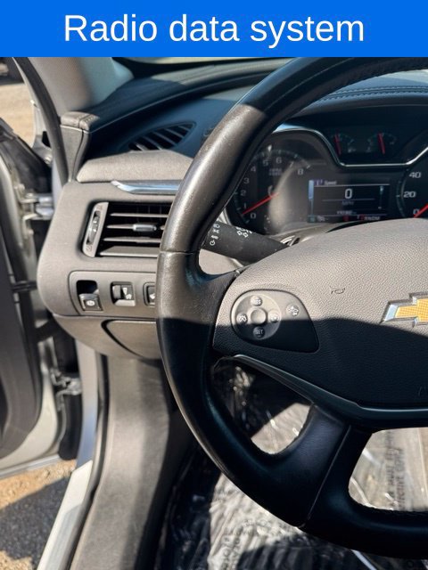 Used 2017 Chevrolet Impala Premier FWD image 17