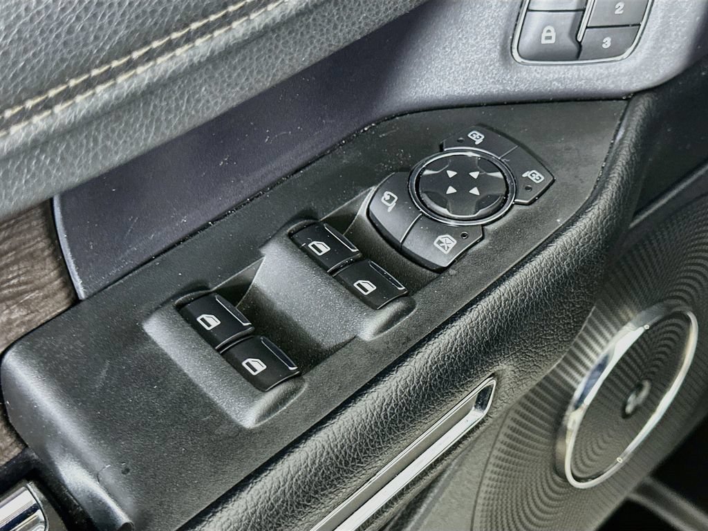 Used 2019 Ford Expedition Limited w/ Special Edition Package AWD/4WD image 21