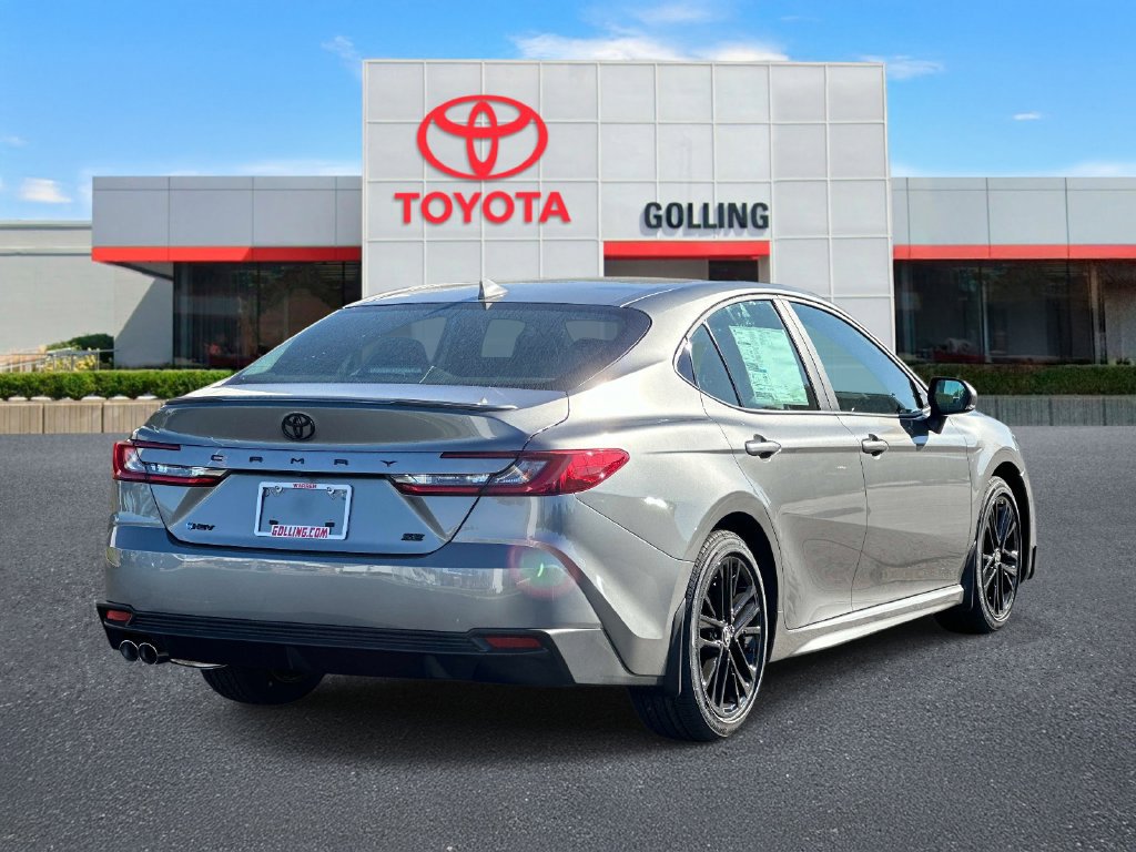 New 2026 Toyota Camry SE FWD image 3