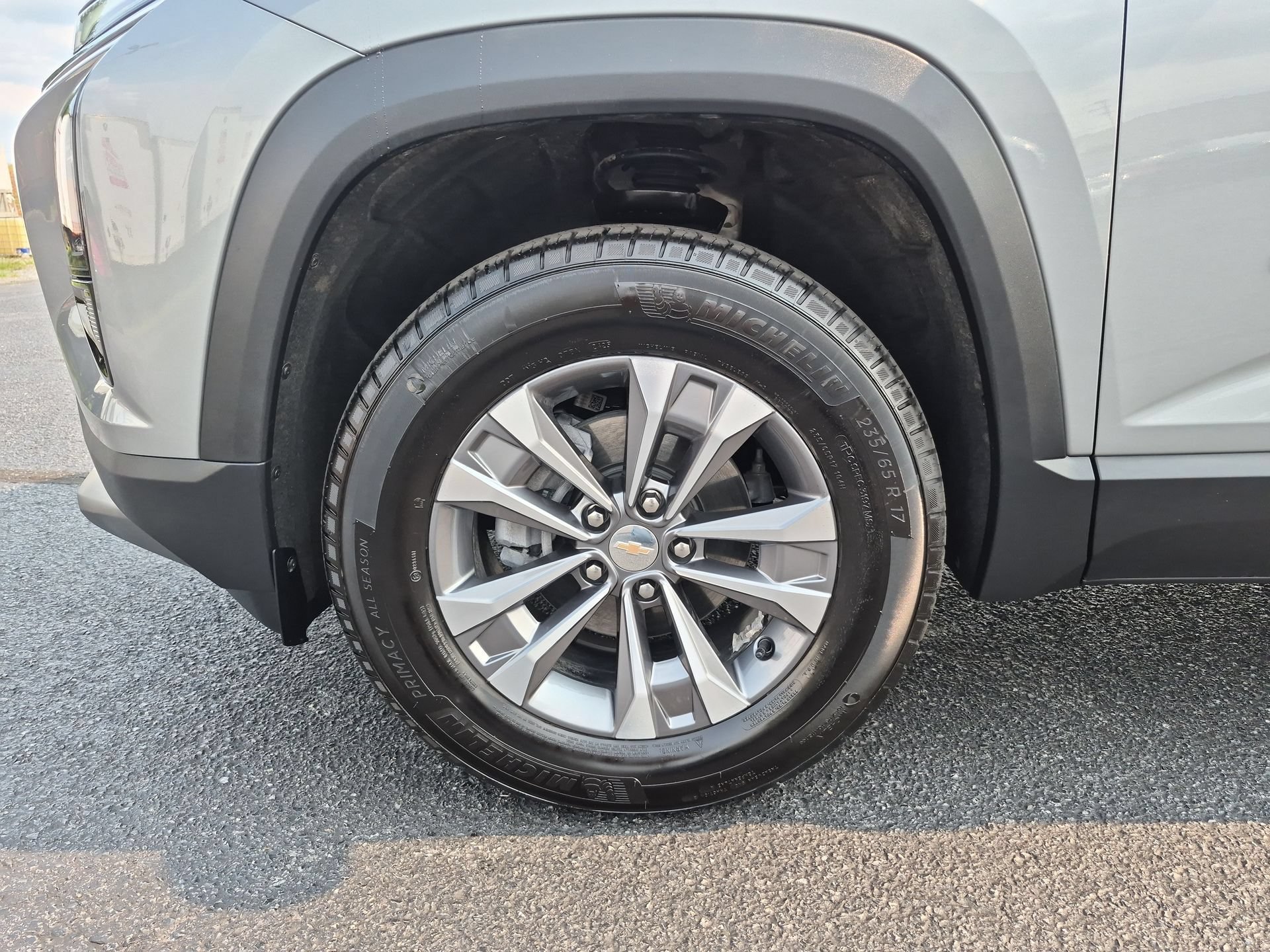 Certified 2026 Chevrolet Equinox LT w/ Convenience Package II AWD/4WD image 33