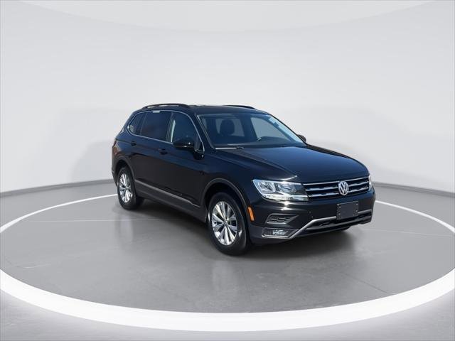 Used 2018 Volkswagen Tiguan SE w/ Panoramic Sunroof Package AWD/4WD image 2