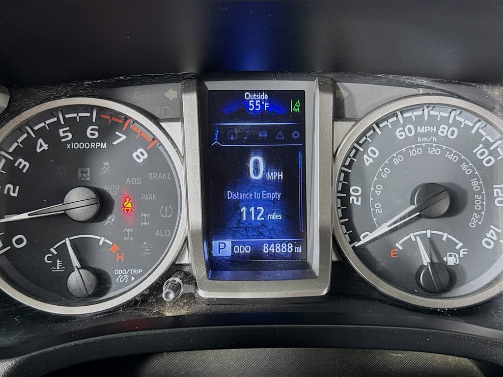 Used 2020 Toyota Tacoma SR5 AWD/4WD image 30